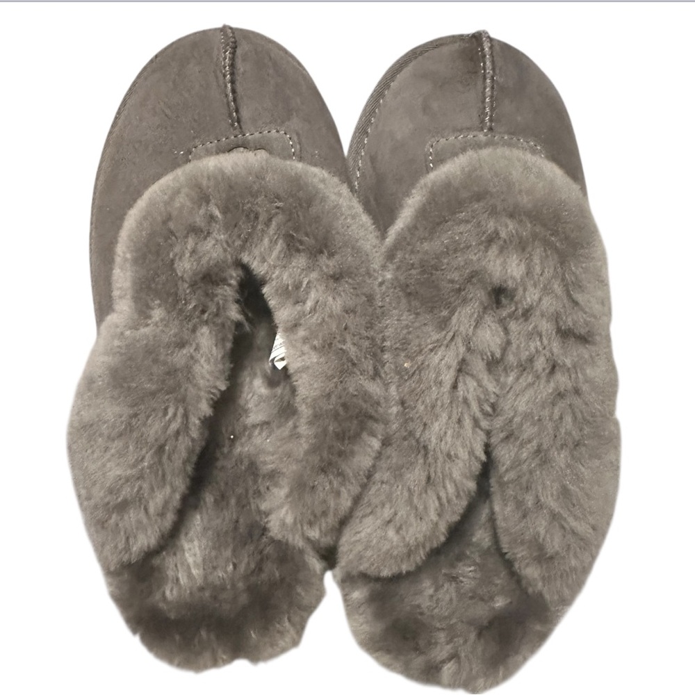 UGG Cozy Gray Women's Slippers new without box size 5